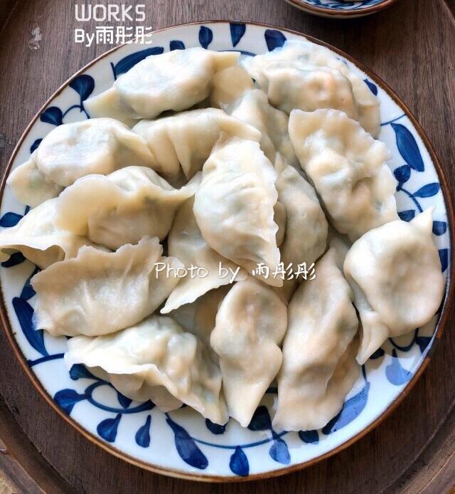 🔥妈妈教的韭菜虾仁馅饺子‼️低脂不长肉‼️的做法