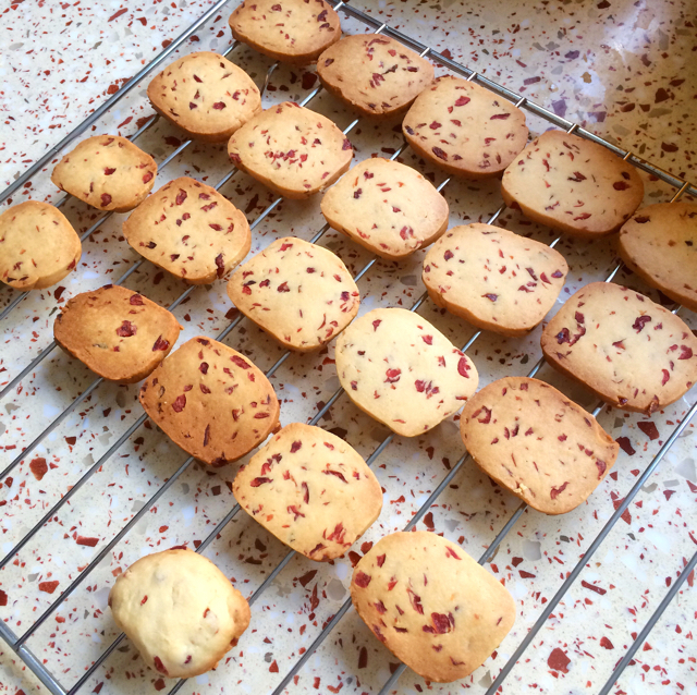 蔓越莓饼干的做法（烤箱做饼干）