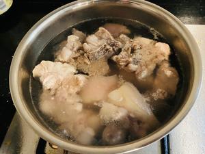 猪尾炖土豆的做法 步骤2