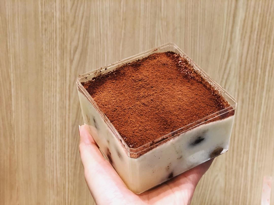 提拉米苏（意大利米兰厨师教的正宗版，不用烤箱）
Italian Tiramsu (original Milan recipe, 