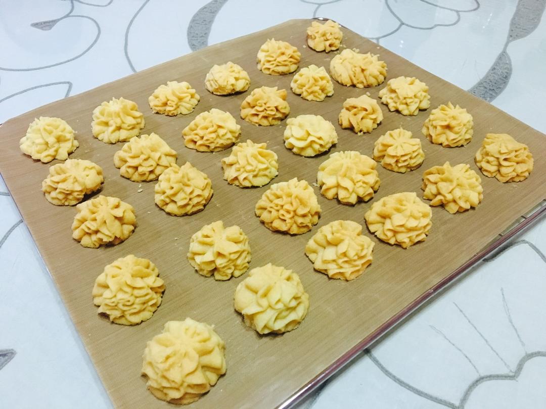 被业界猜了很久的网红牛油小花曲奇配方，酥的掉渣