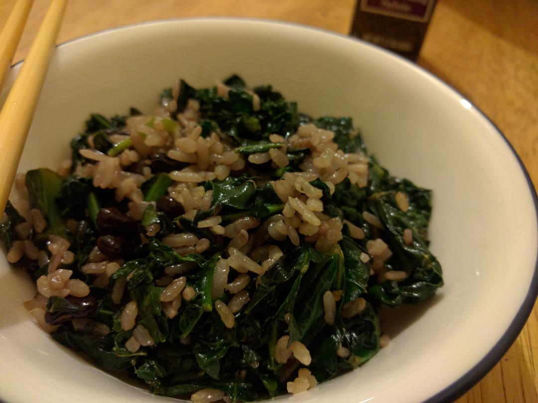 羽衣甘蓝牛肉炒饭