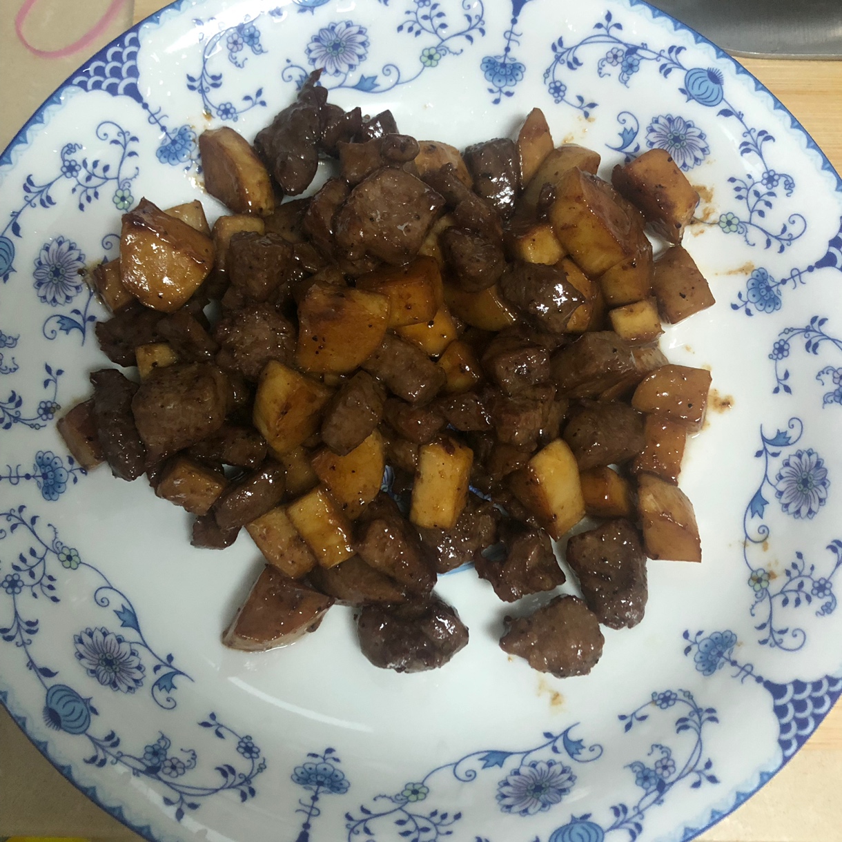 黑胡椒杏鲍菇牛肉粒