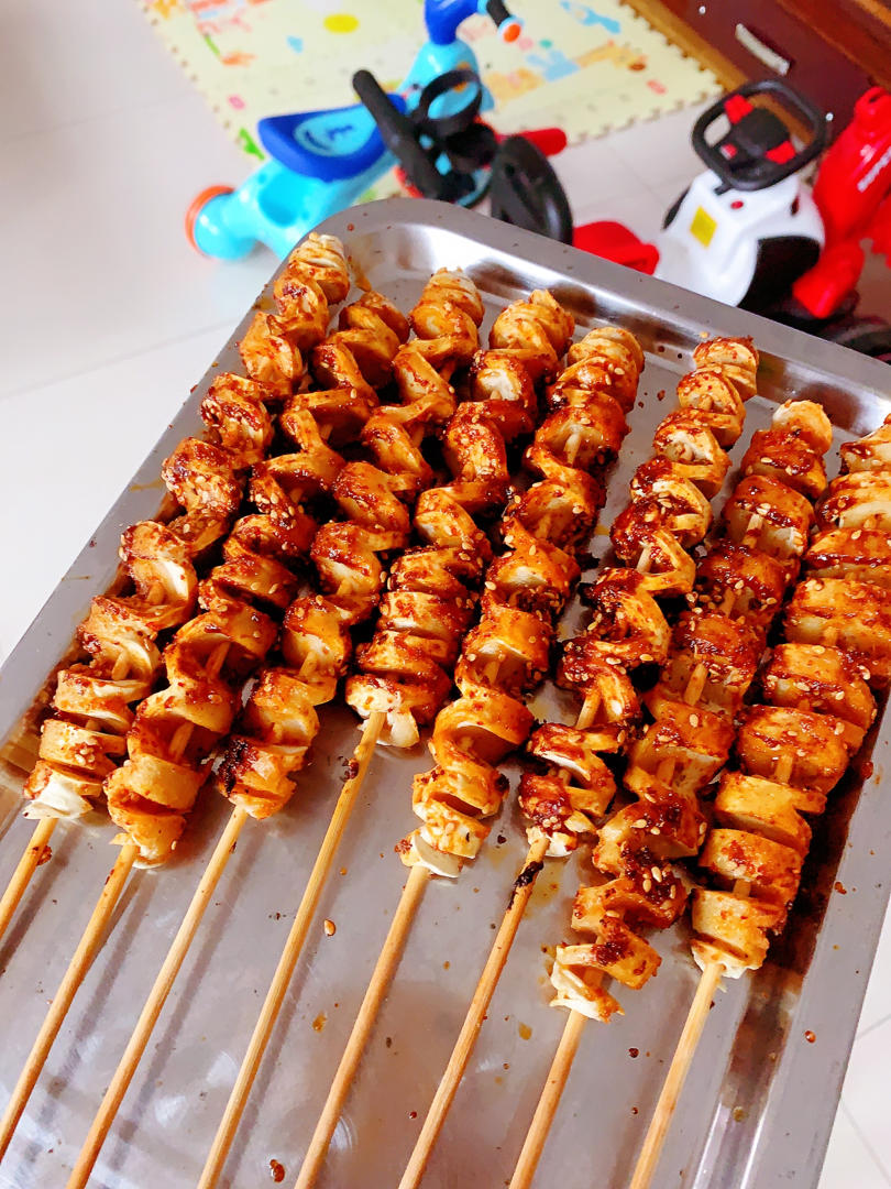 熙熙果儿做的家庭烤箱烤面筋