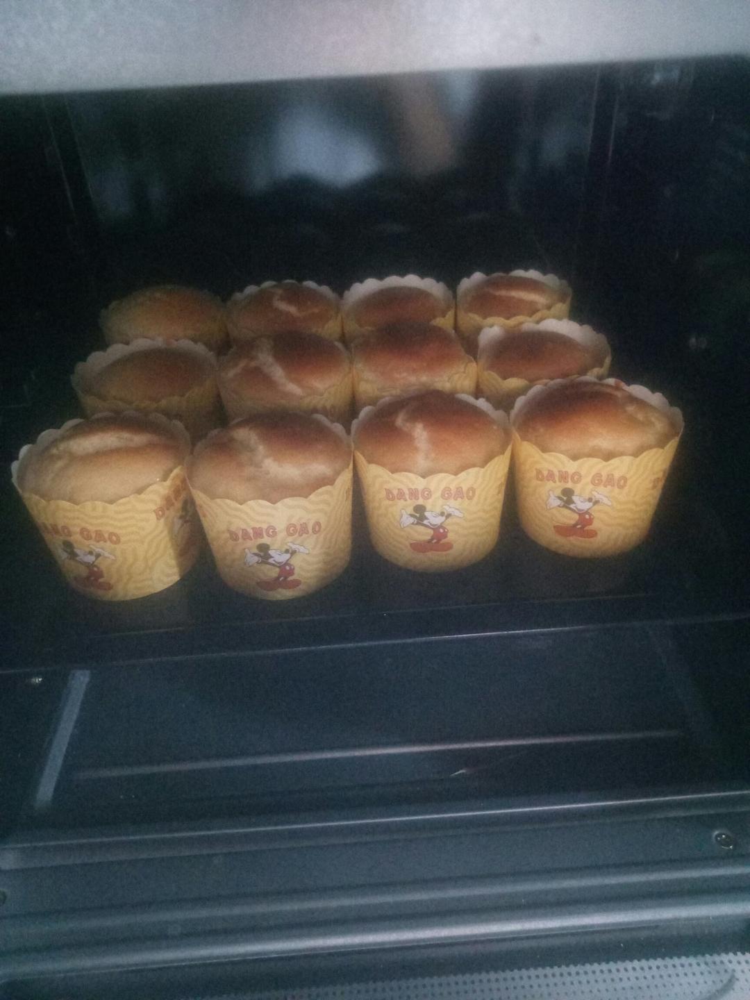 酸奶纸杯蛋糕