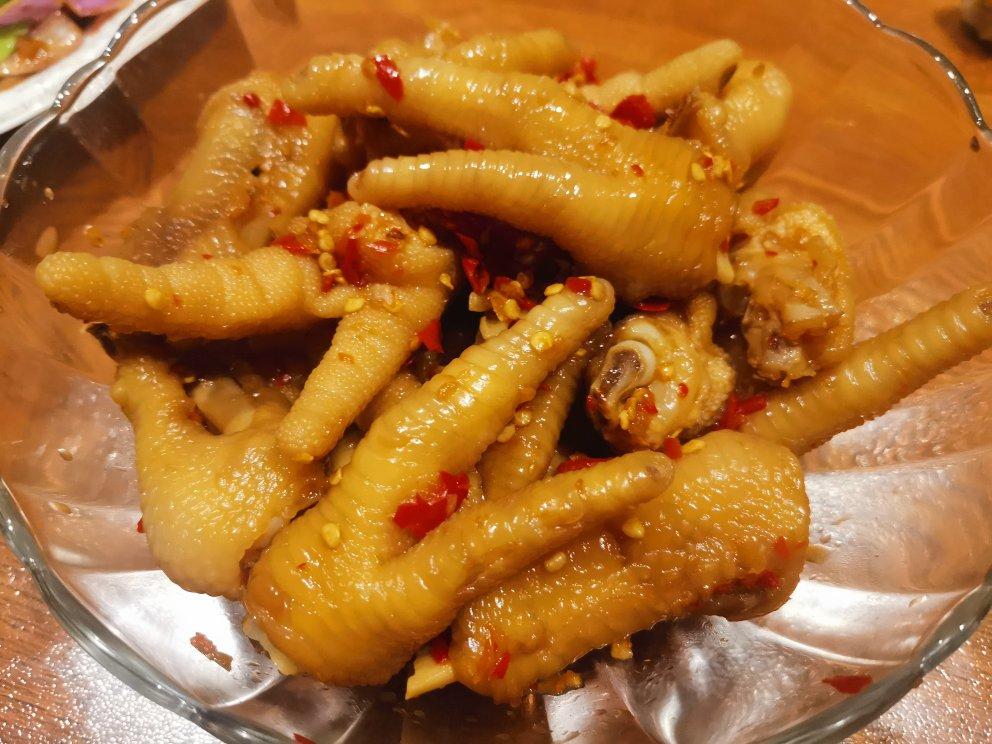 绝对不会后悔的酸辣鸡爪