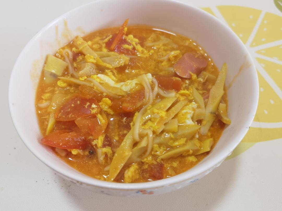 超级黏糊番茄鸡蛋笋丝烩面