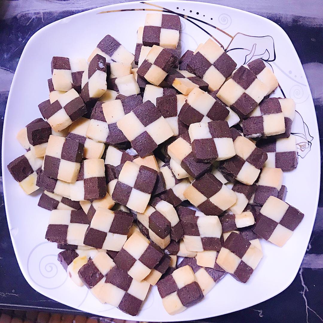 双色小棋格饼干