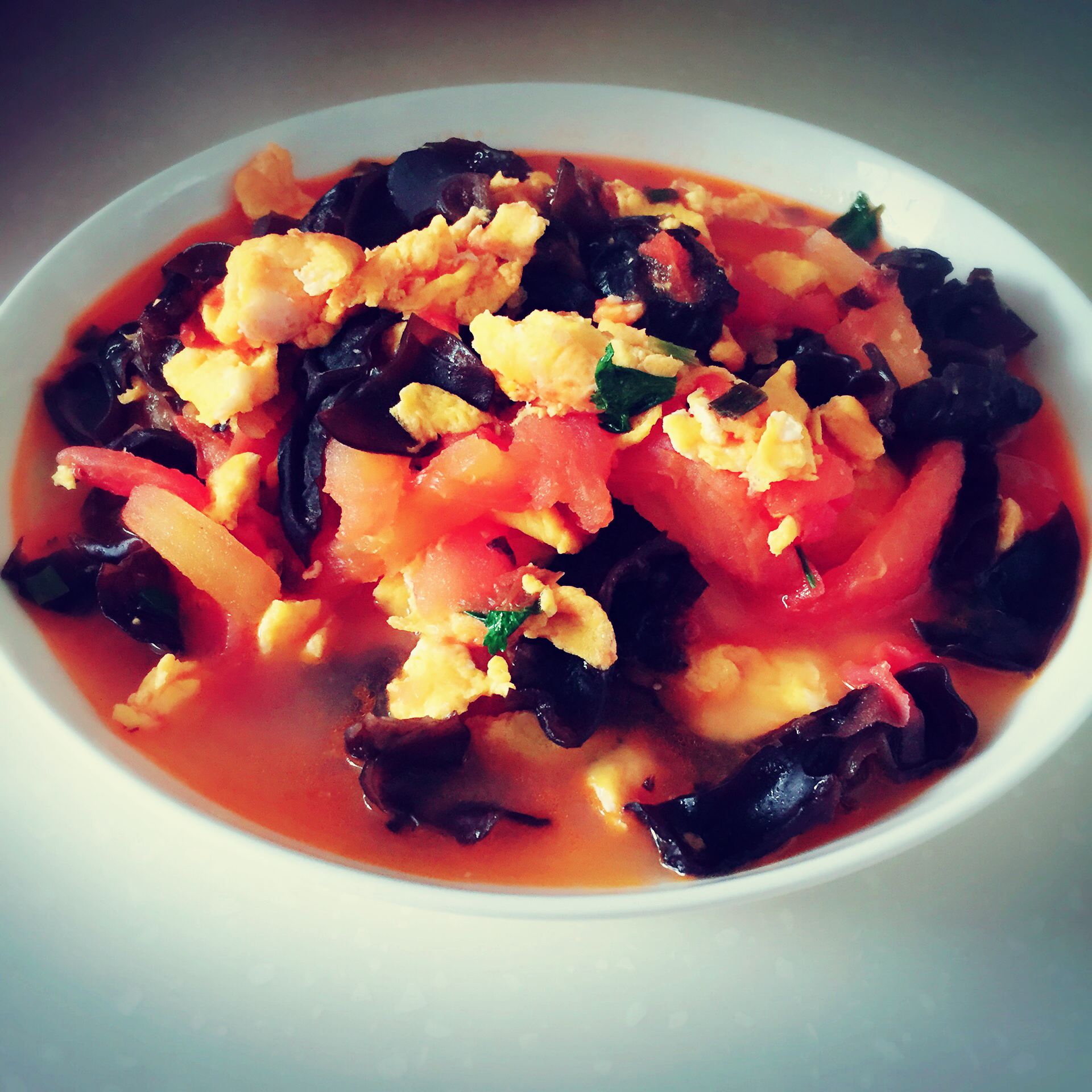 li0612做的木耳西红柿炒鸡蛋