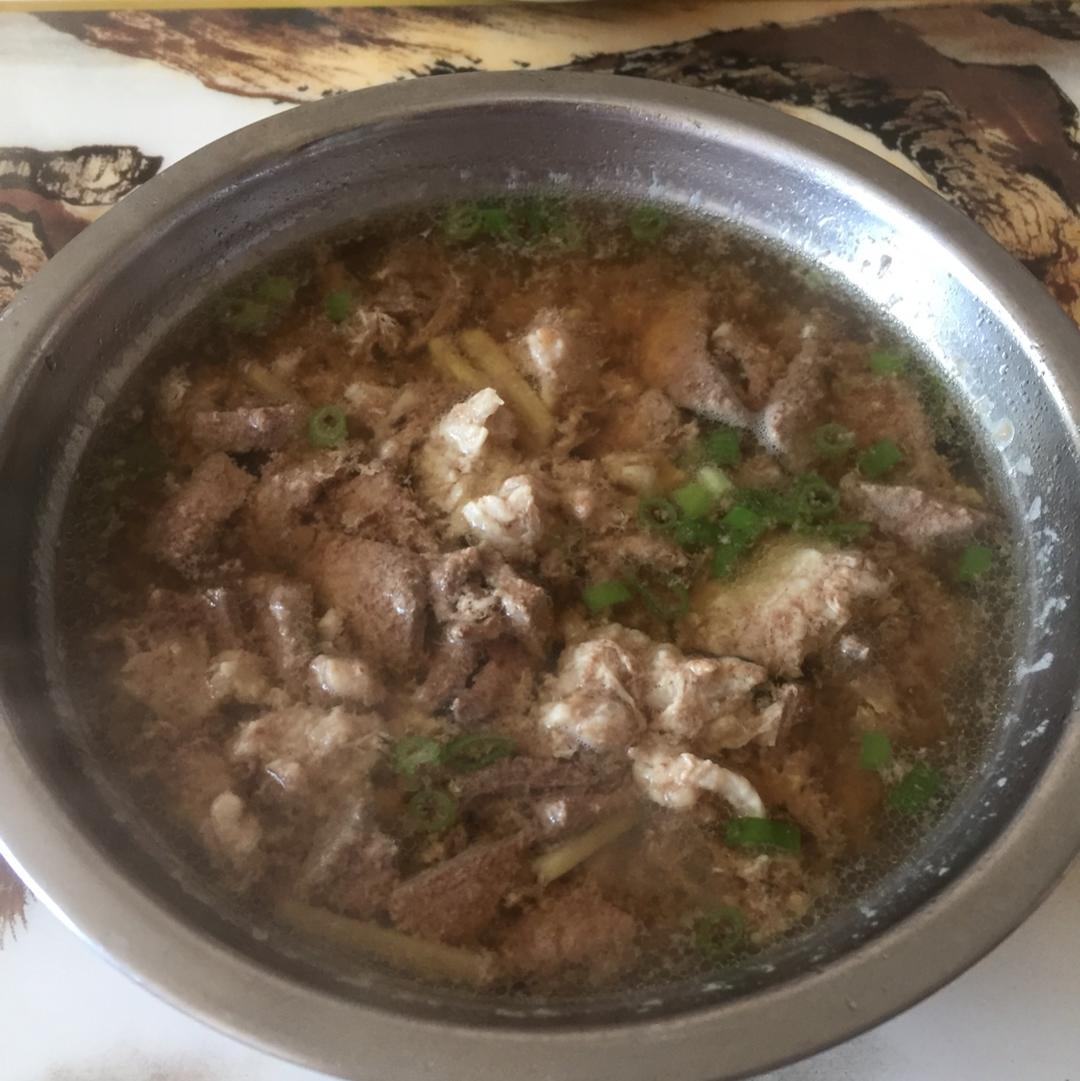 猪肝瘦肉蒸汤