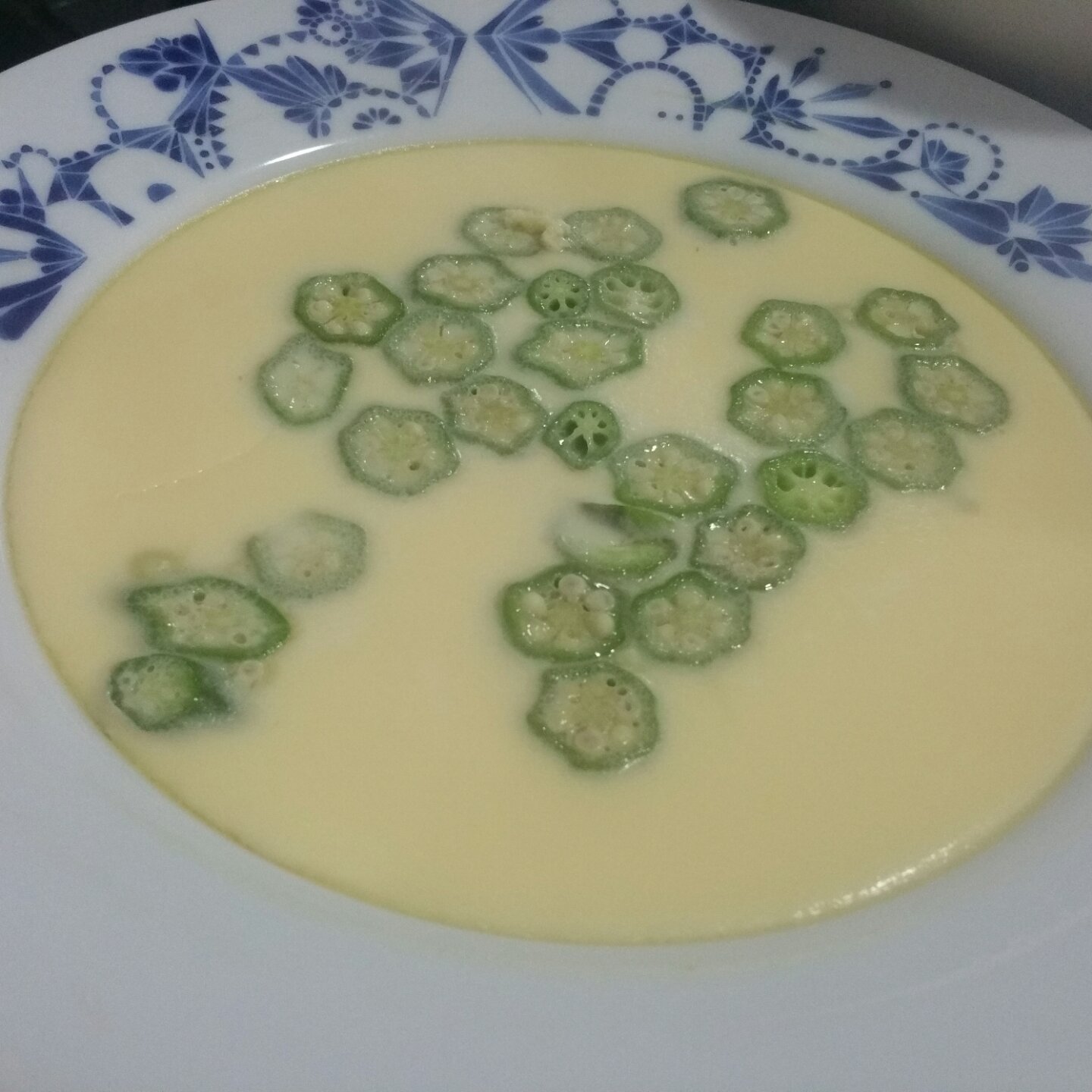 颜值控-做一朵开在碗里的花秋葵蒸水蛋