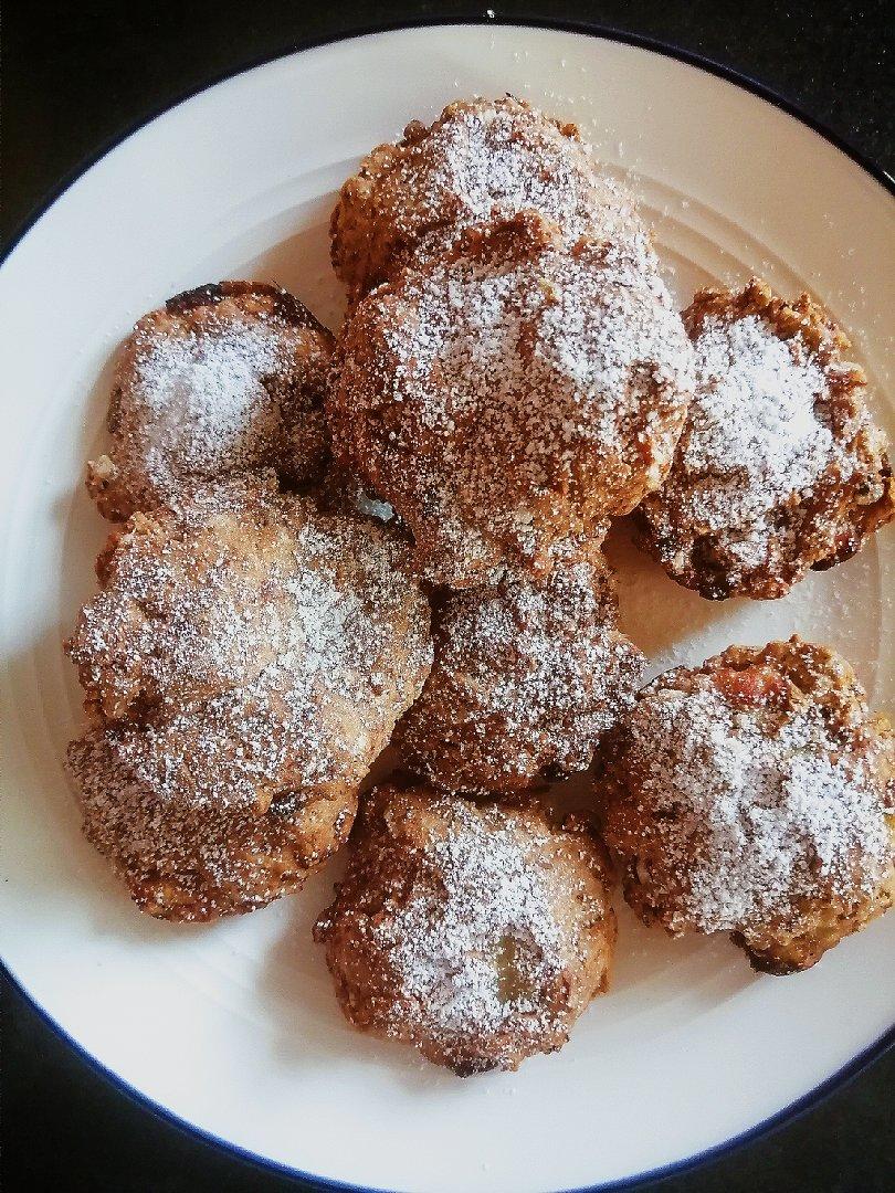 为什么中间是湿软的因为它是【肉桂苹果软曲奇】啊亲爱的