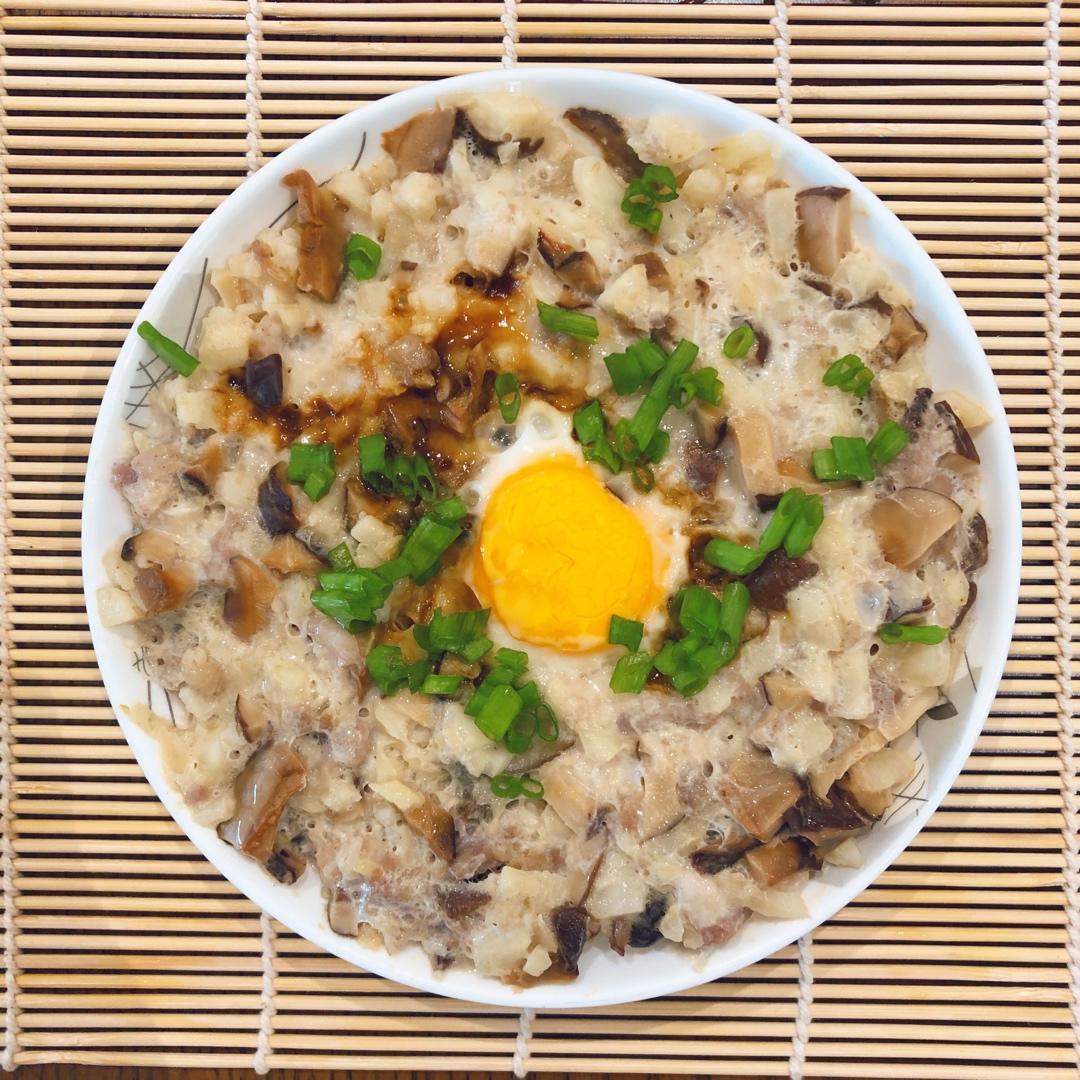 马蹄鲜菇蒸肉饼