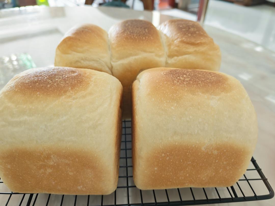 能撕着吃的「无蛋无奶生吐司」比云朵都软！