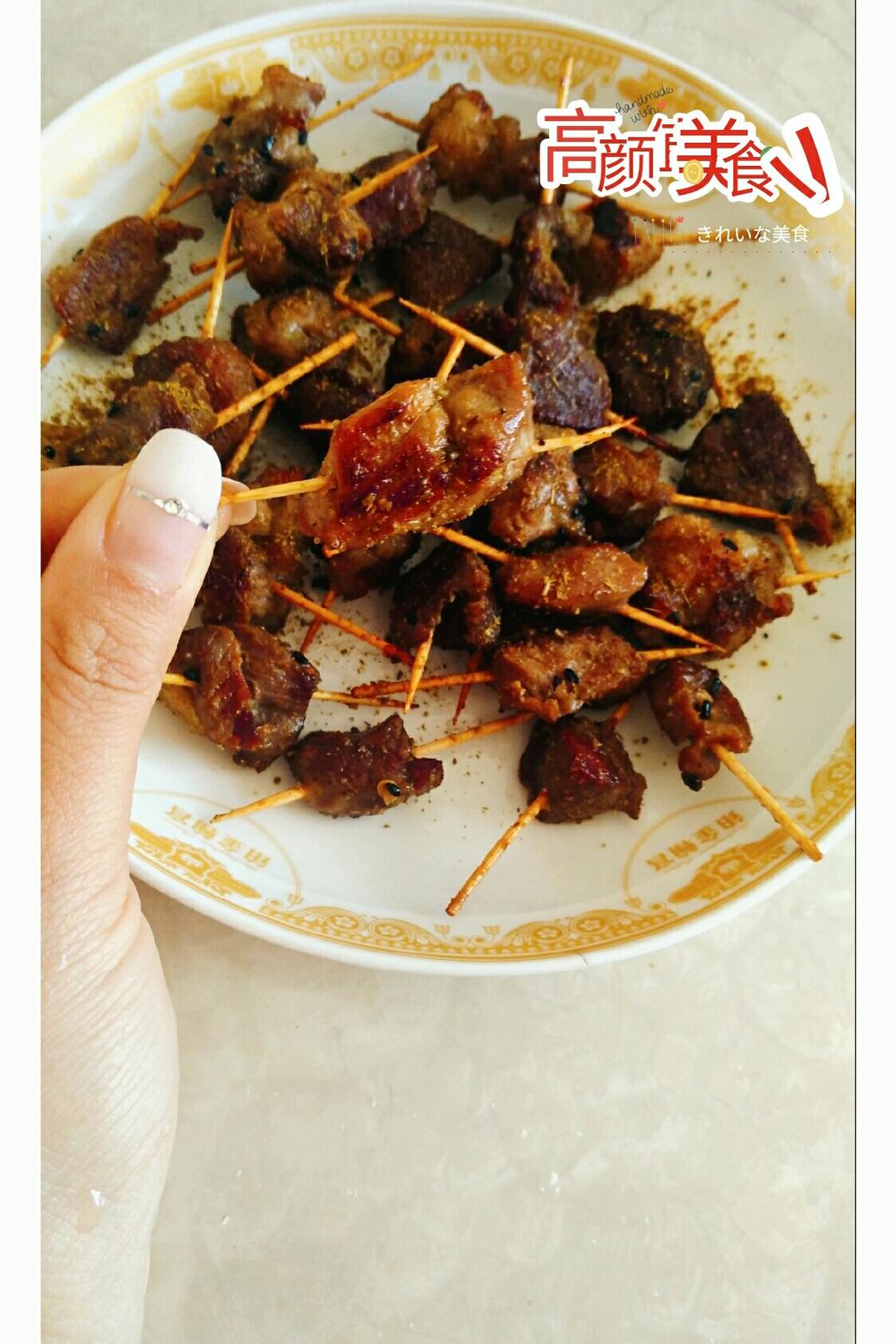 超级简单的牙签烤肉—烤箱版