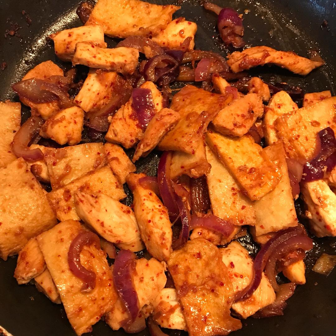 洋葱鸡肉