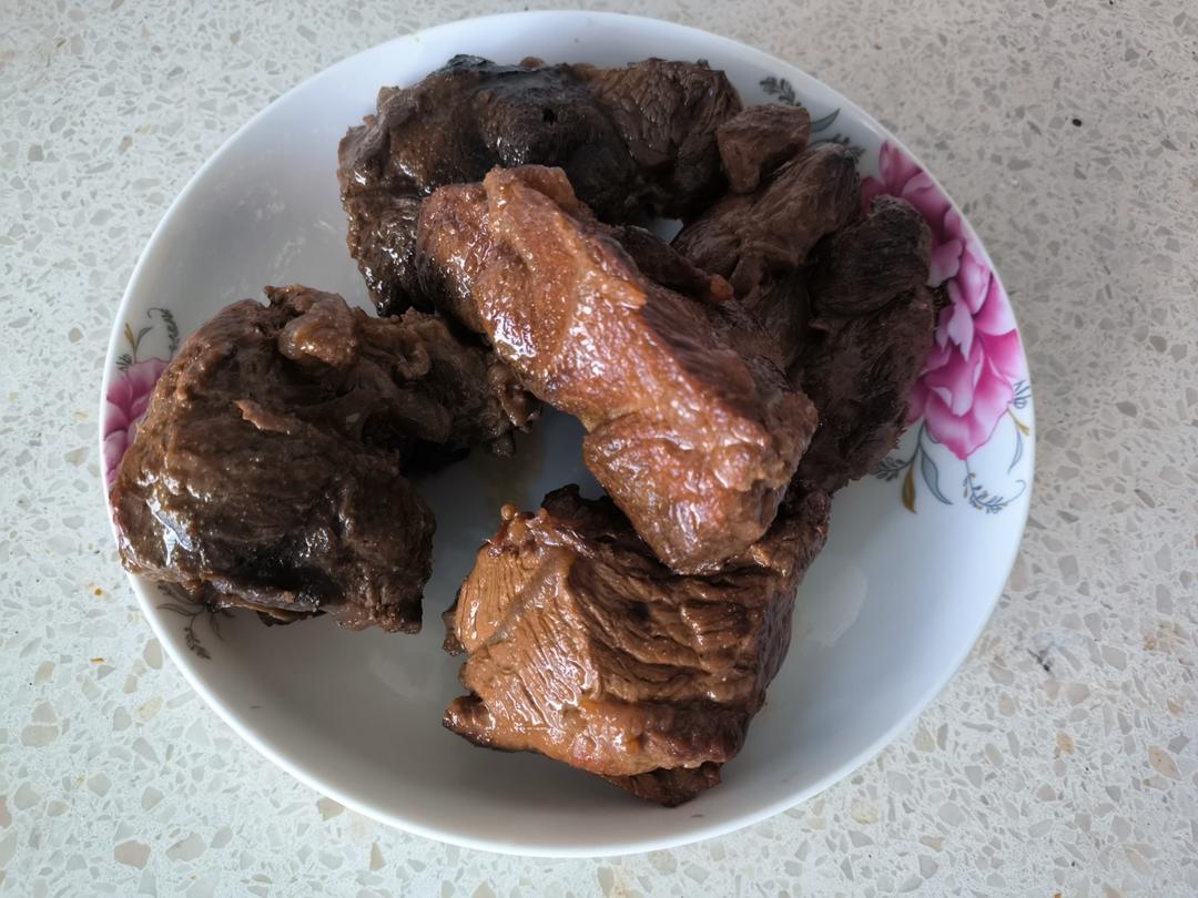 卤牛肉