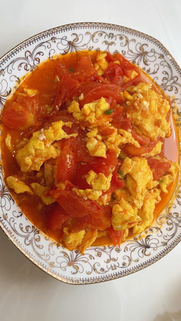 番茄炒鸡蛋（超浓的番茄味）
