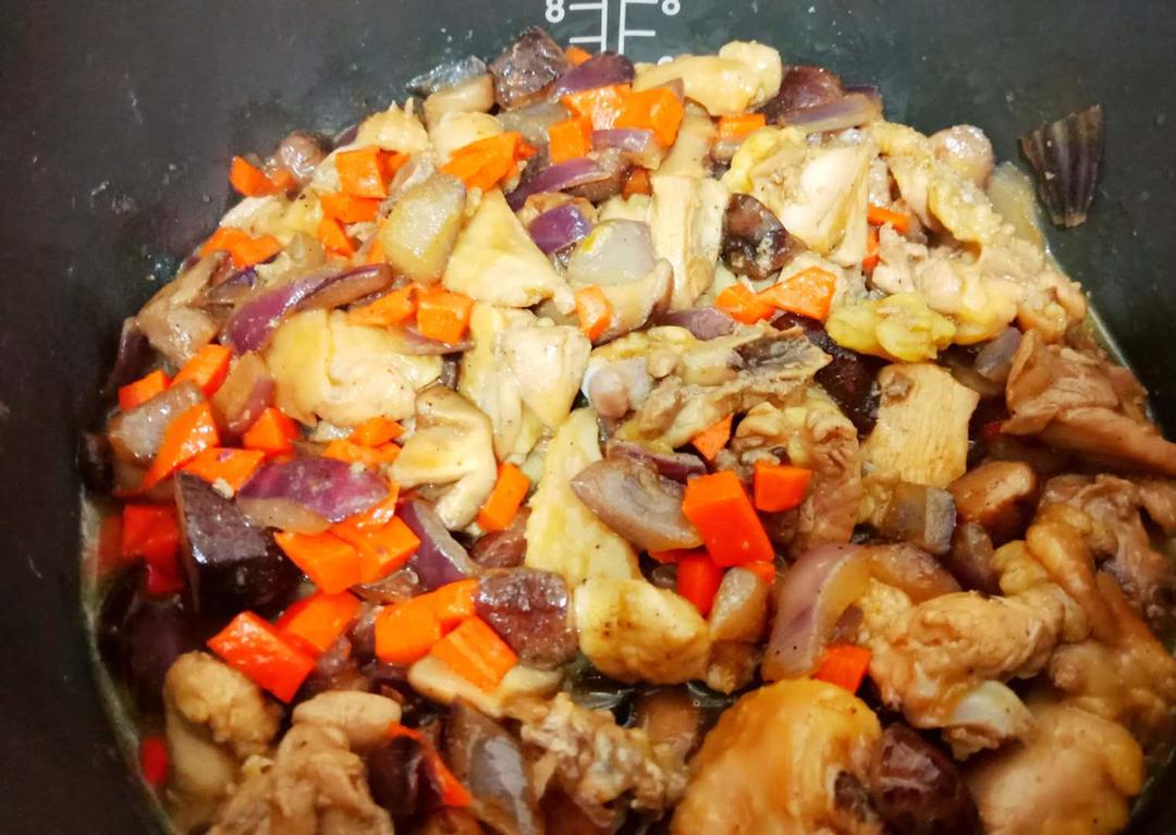 香菇焖鸡饭（电饭煲版）