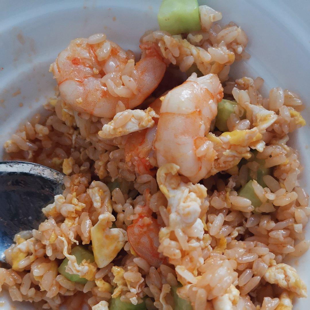 鲜虾炒饭