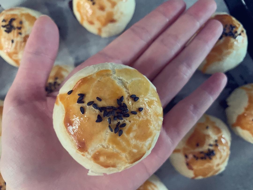 蛋黄酥酥酥（超级奶香黄油版）