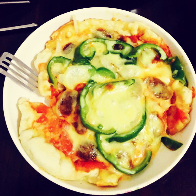 平底锅脆底香肠披萨