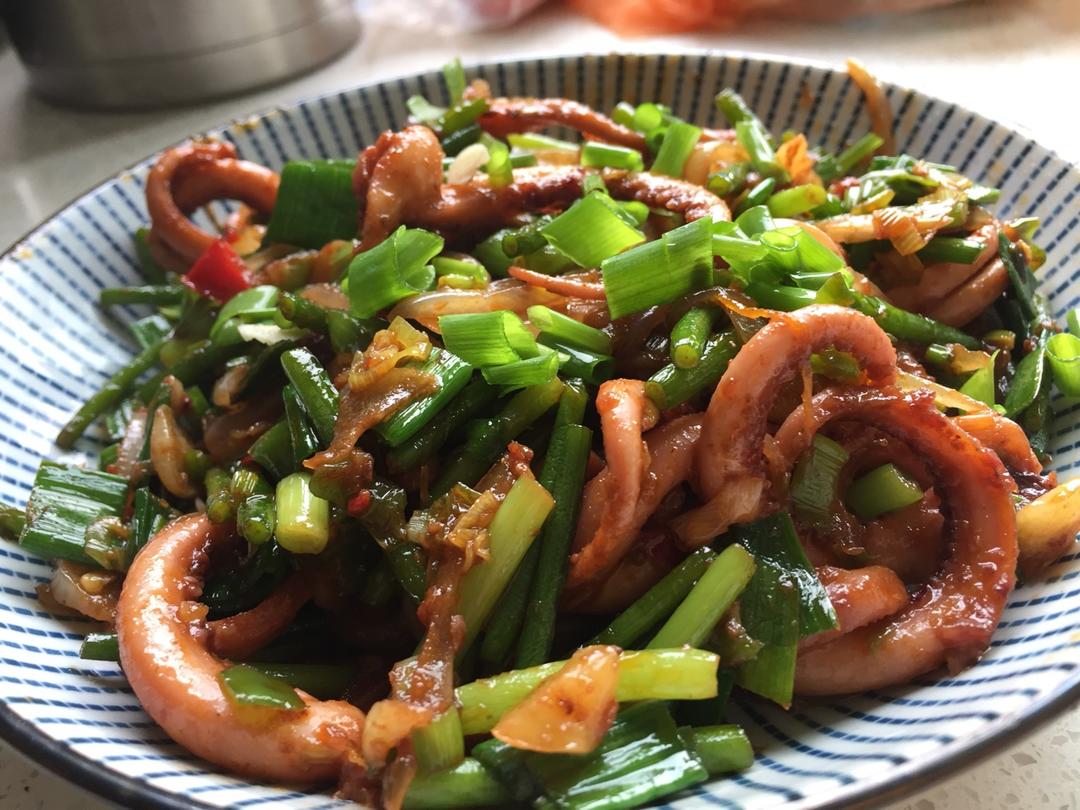 干锅酱香鱿鱼