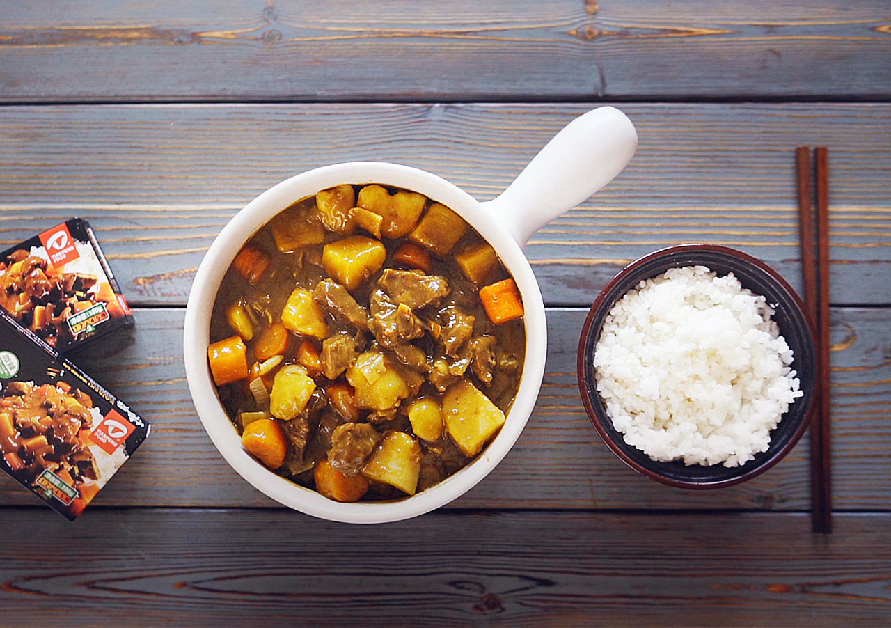 咖喱牛肉（正宗日式做法）~简单又美味！的做法