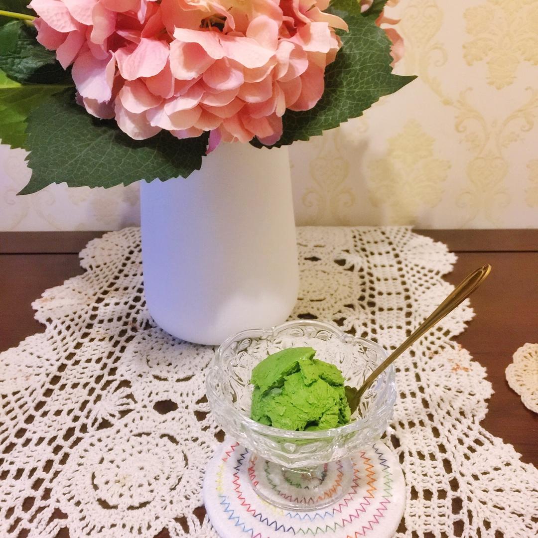 浓醇抹茶冰淇淋