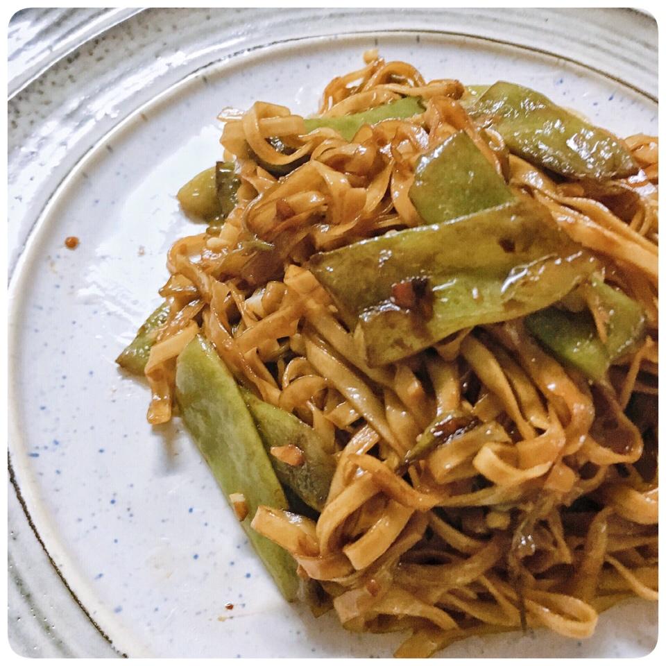 豆角焖面