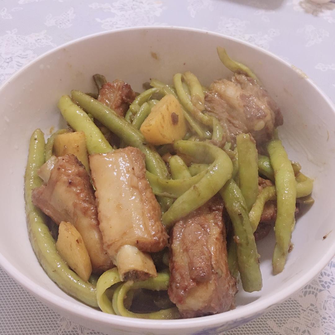 排骨土豆炖芸豆