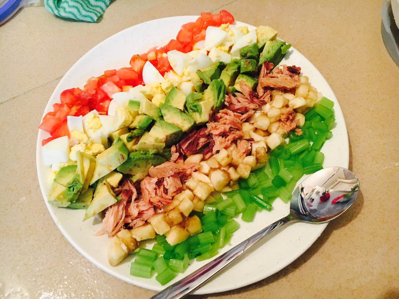 喜欢做吃的喵小喵