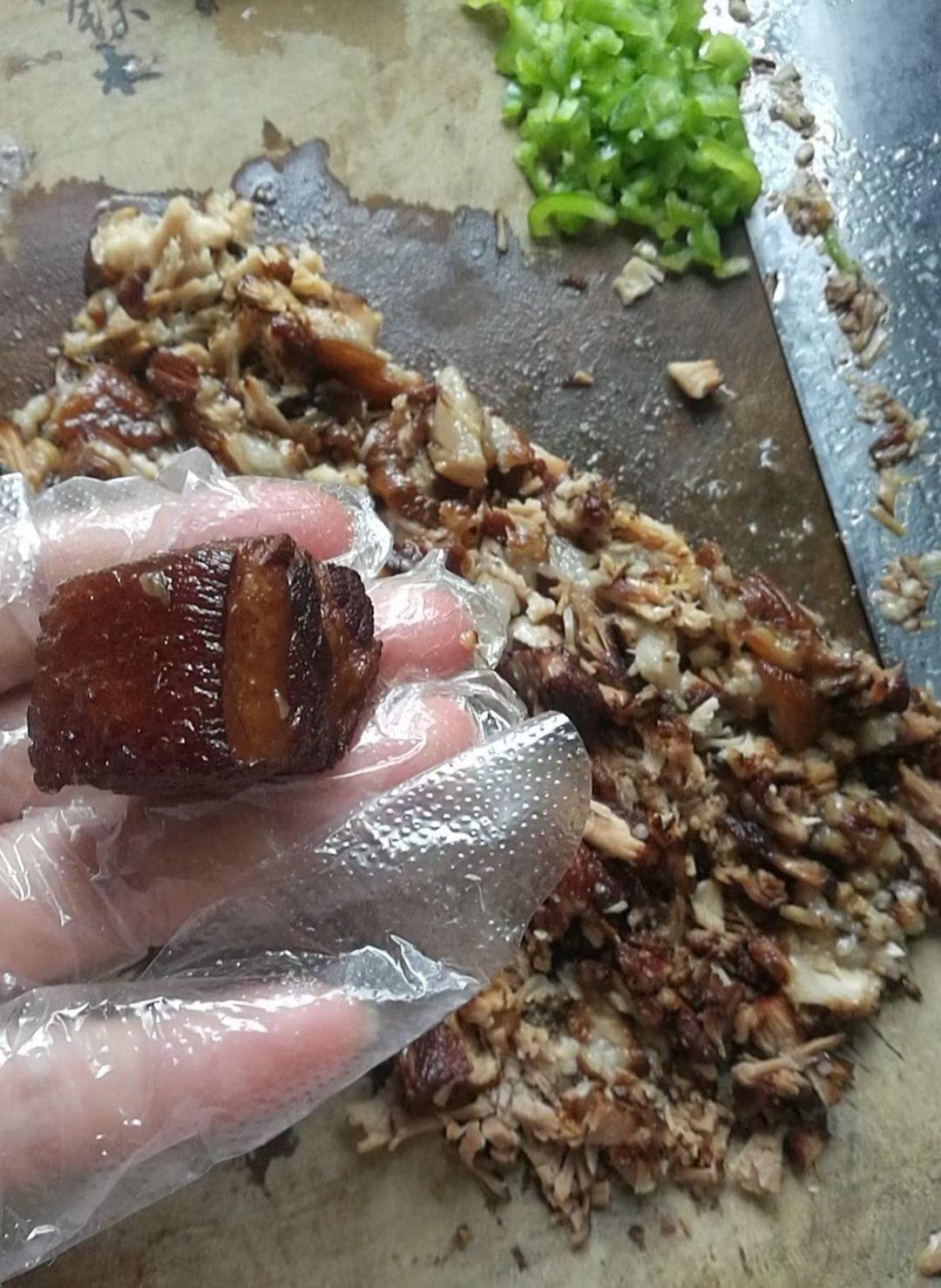 腊汁肉夹馍（烤出白吉馍特殊花纹的方法）