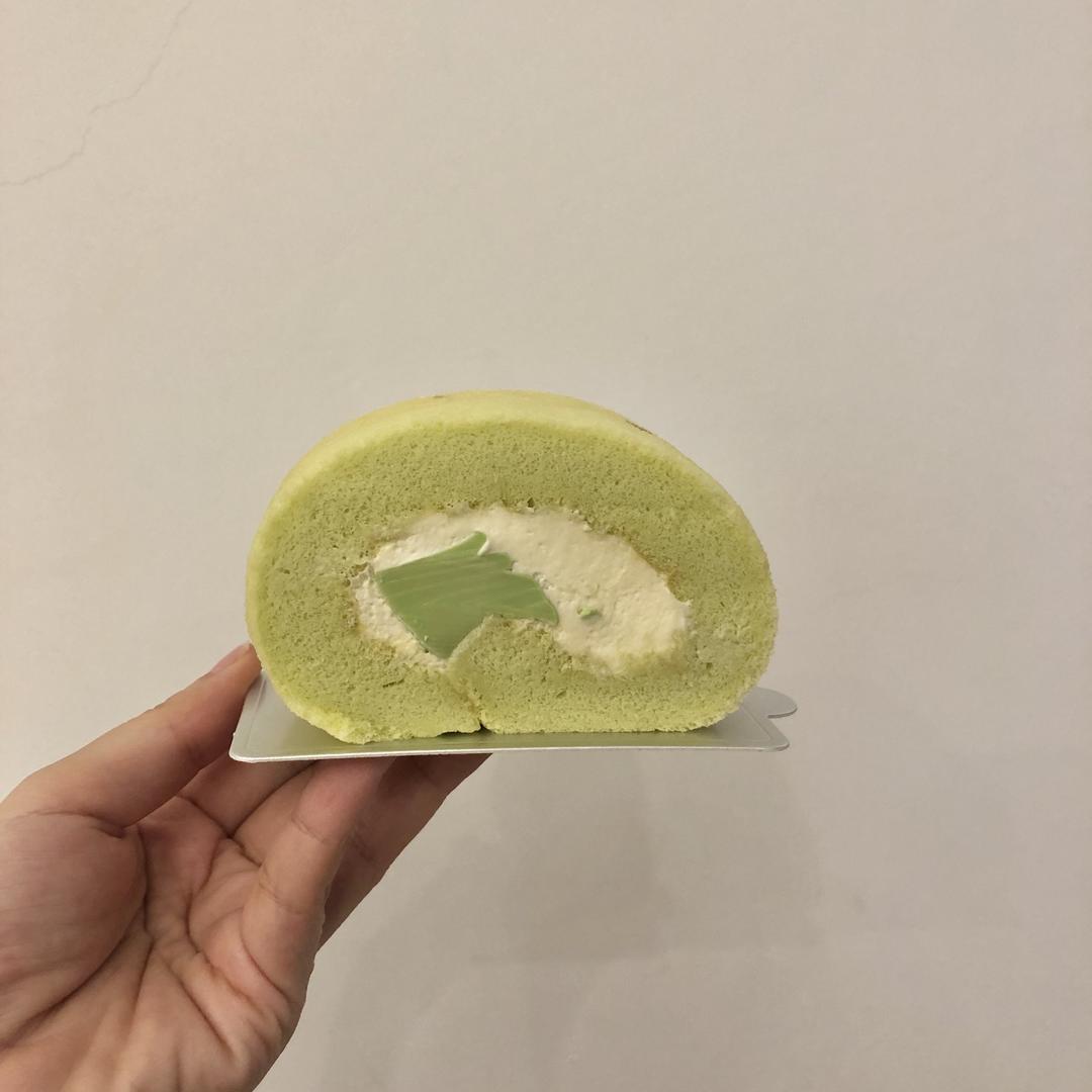 斑斓奶冻蛋糕卷