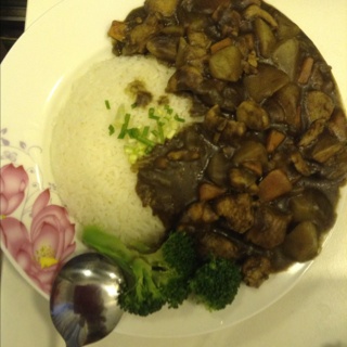 零失败日式咖喱鸡肉饭！！最正宗日本家庭做法！简单又好吃！