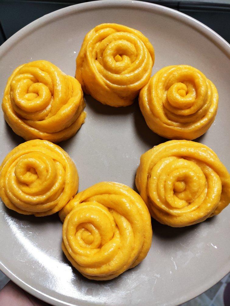 宝宝辅食－奶香南瓜小馒头