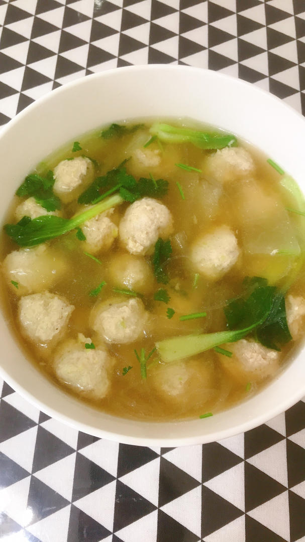 墨墨妈妈0305做的鸡肉丸子冬瓜汤