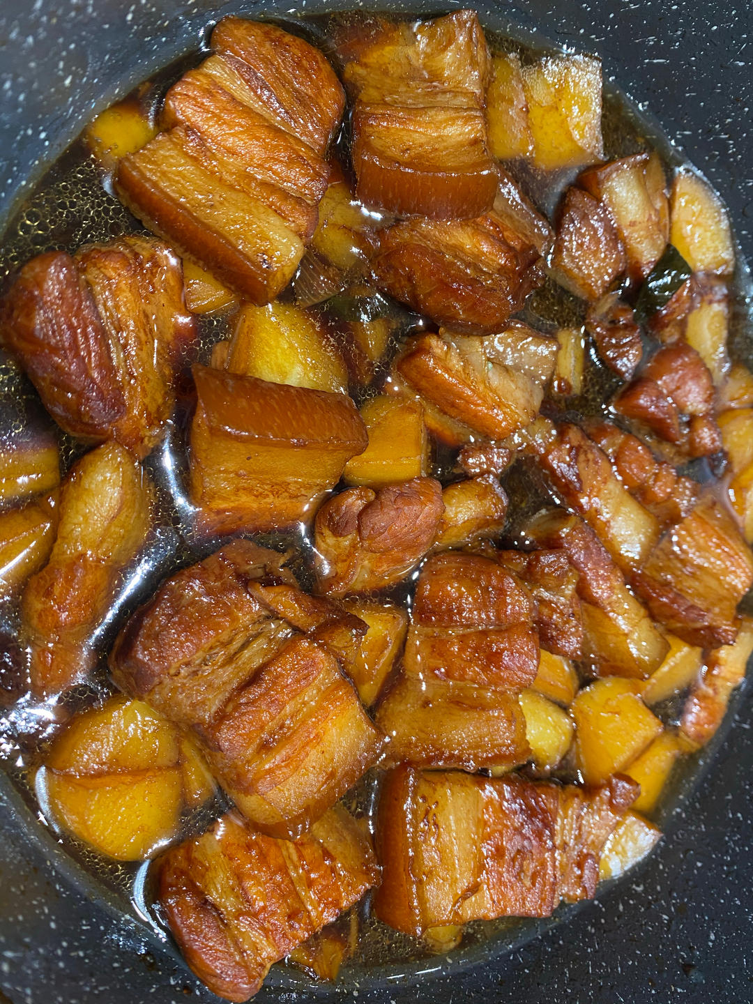 红烧肉炖土豆（丝毫不腻）
