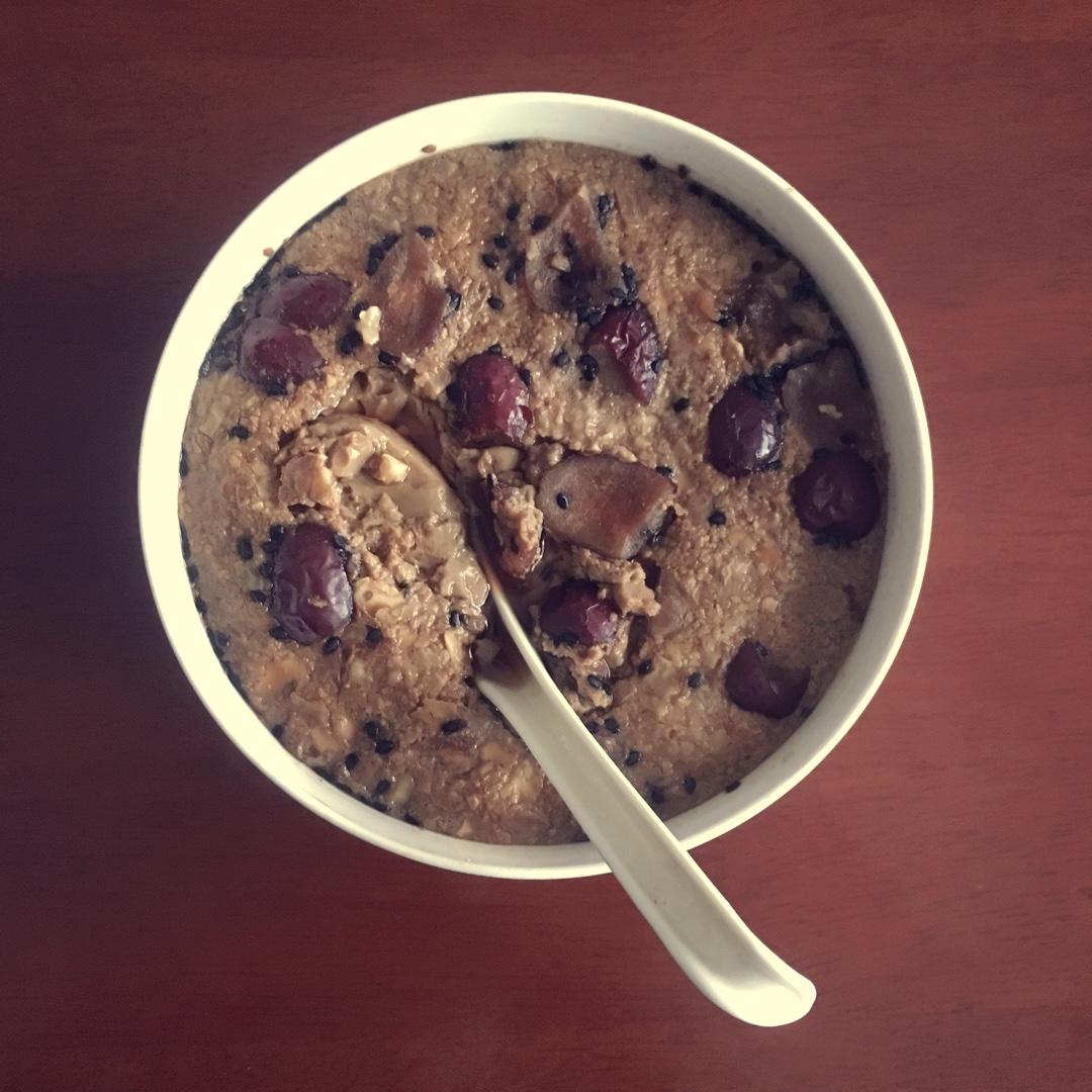 蘑菇wzc做的姜汁核桃炖蛋