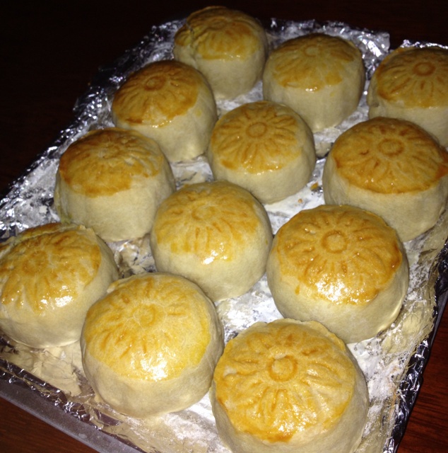 蛋黄豆沙广月