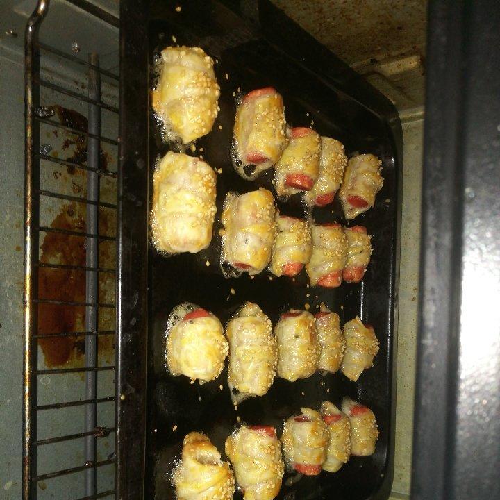 香酥香肠卷