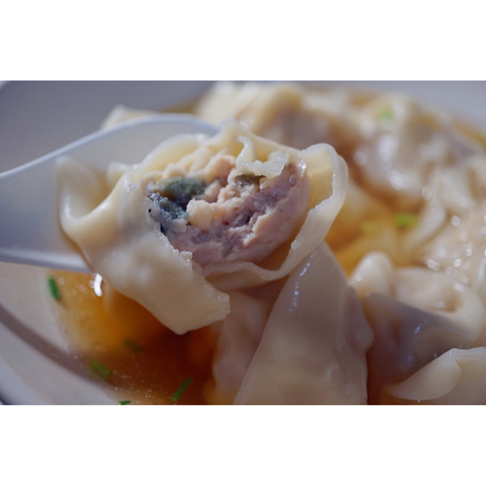 皮蛋鲜肉馄饨