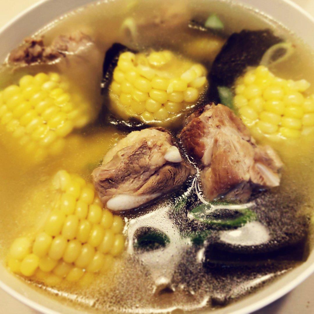 玉米排骨汤
