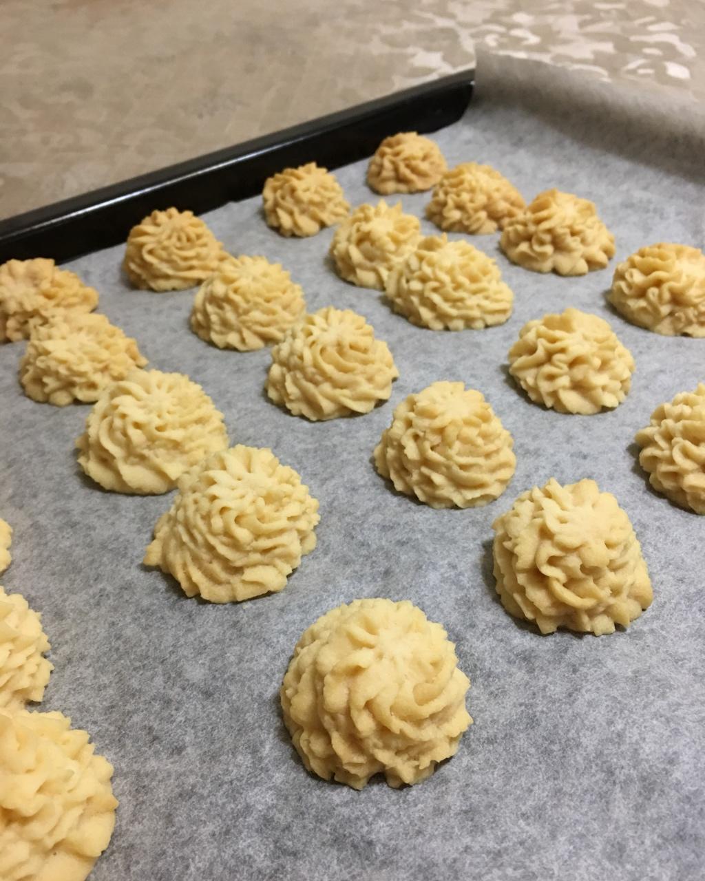 一抿即化酥到掉渣的珍妮曲奇云顶小花/烘焙视频饼干篇1