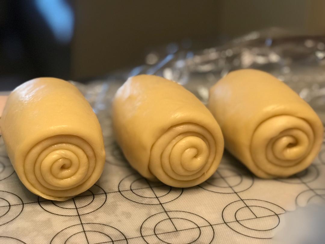 吐司，奶香手撕面包，超级香浓