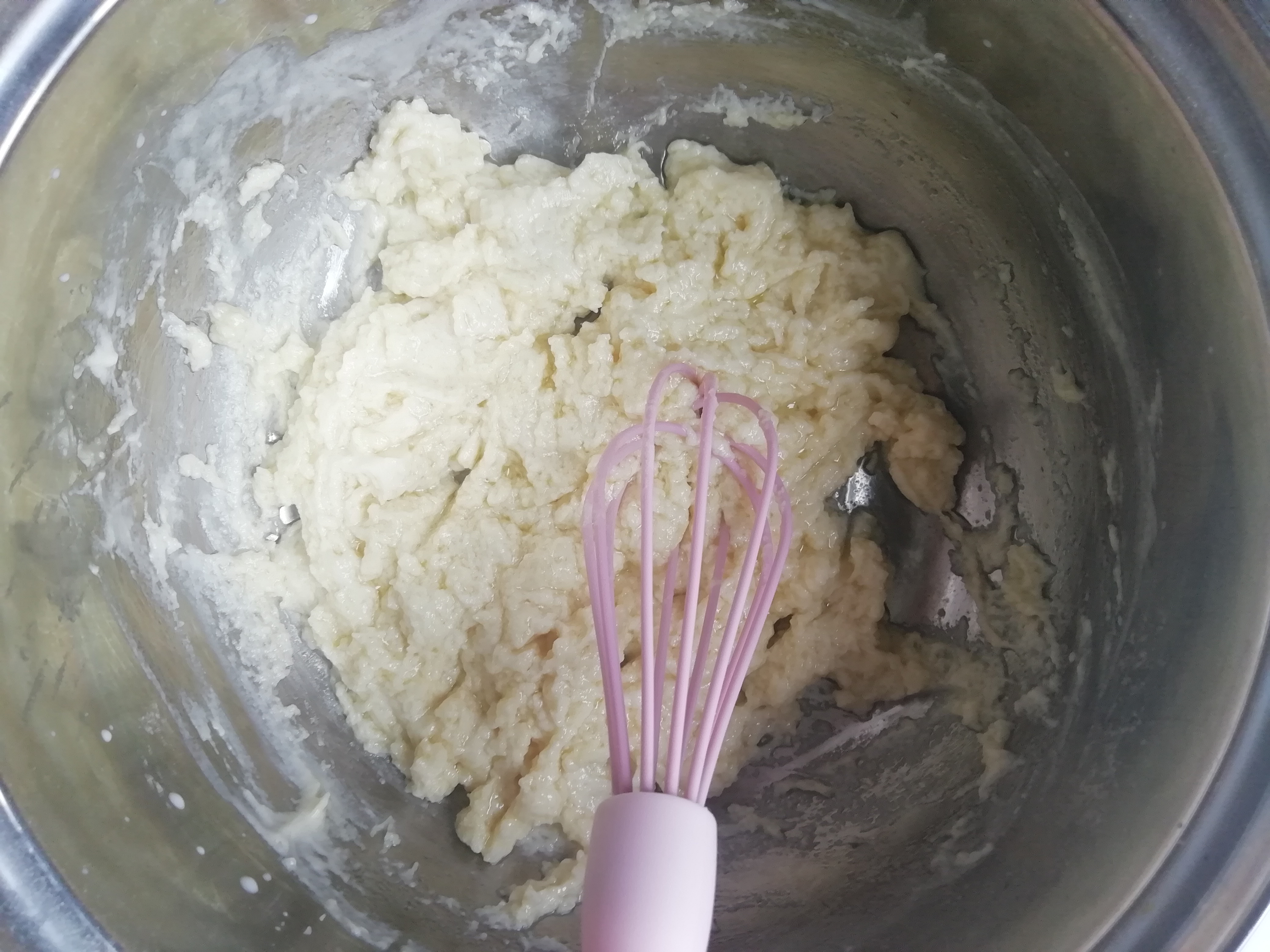 用中筋面粉做的戚风蛋糕的做法 步骤6