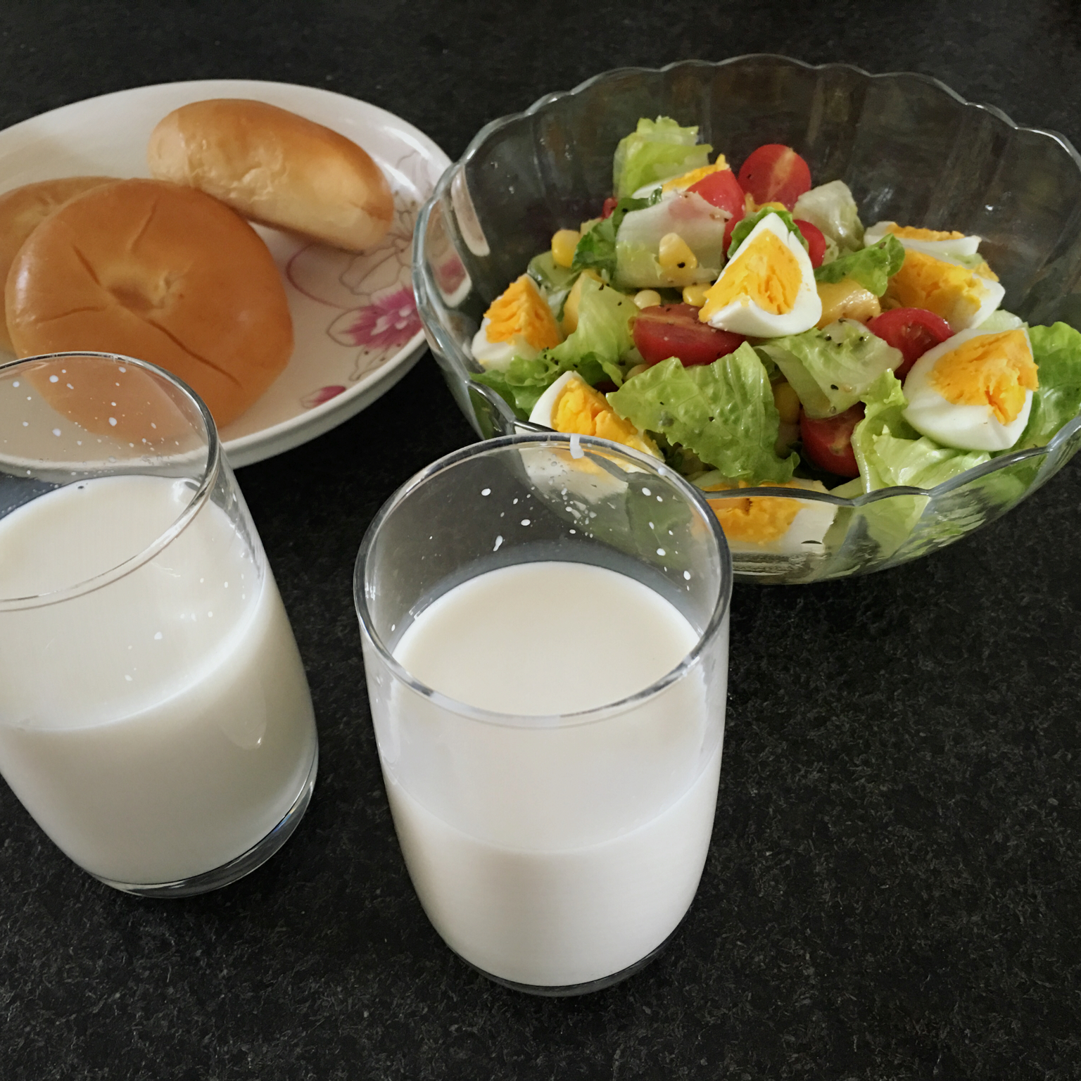 五彩油醋汁果蔬沙拉