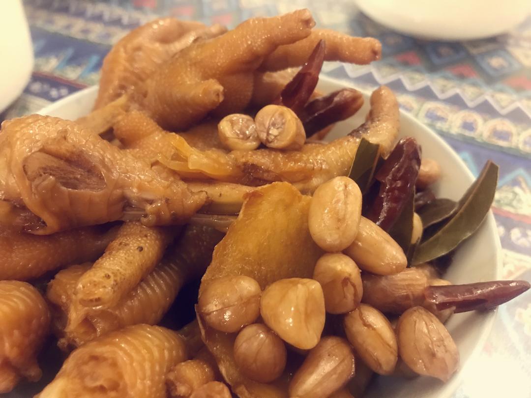电饭锅脱骨红烧鸡爪