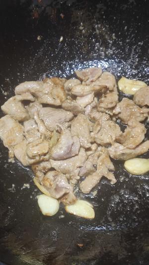 鸡腿菇炒肉片的做法 步骤6