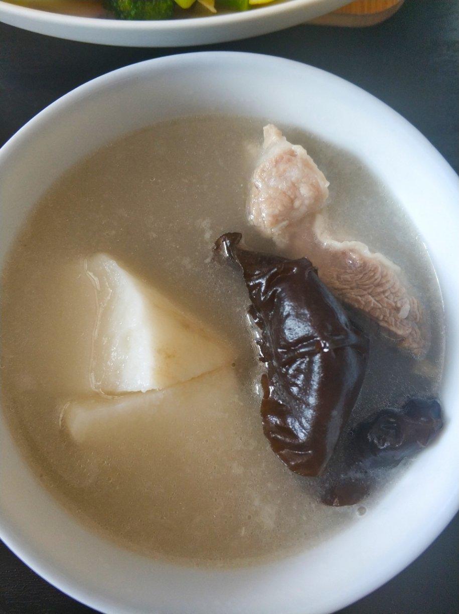 山药黑木耳排骨汤